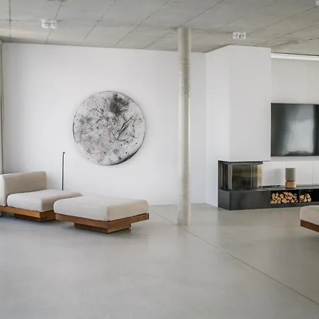 Wilmina & Lofts Apartmanhotel