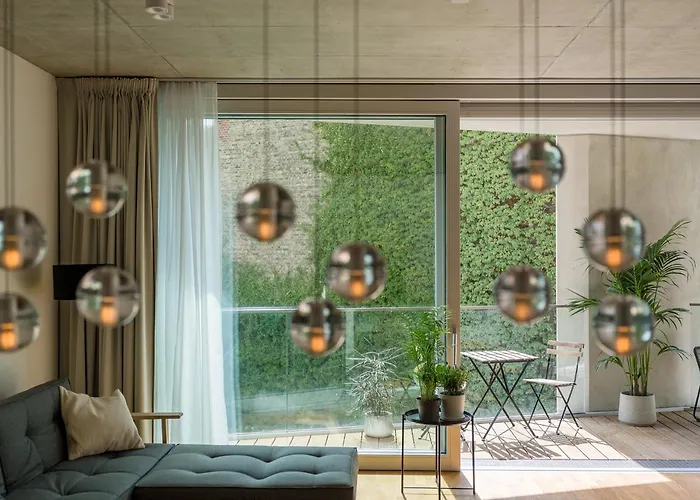 Wilmina & Lofts Apartahotel