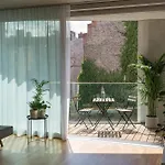 Отель Wilmina & Lofts