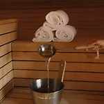 Hotel Wilmina & Lofts