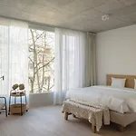 Отель Wilmina & Lofts 5*