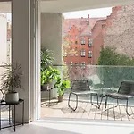 Отель Wilmina & Lofts 5*
